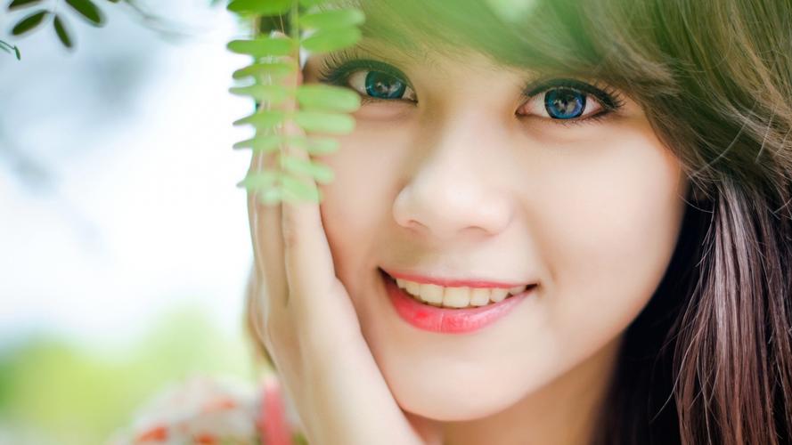 中国花样滑冰俱乐部联赛第二站比赛在哈尔滨开赛 赵宏博到场观赛